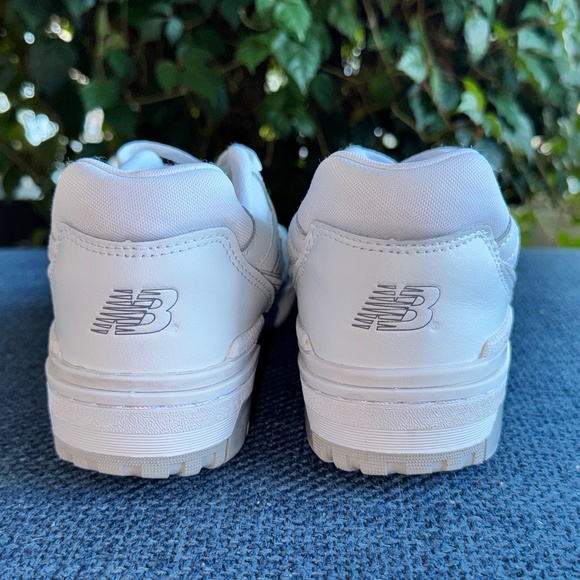 New Balance 550 Triple White Leather Sneakers (Men's 7 / Women's 8.5) - Picture 8 of 12